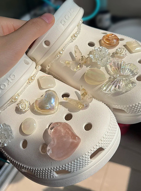 适配洞洞鞋配饰装饰配件crocs卡骆驰鞋花鞋扣蝴蝶高级cross白色