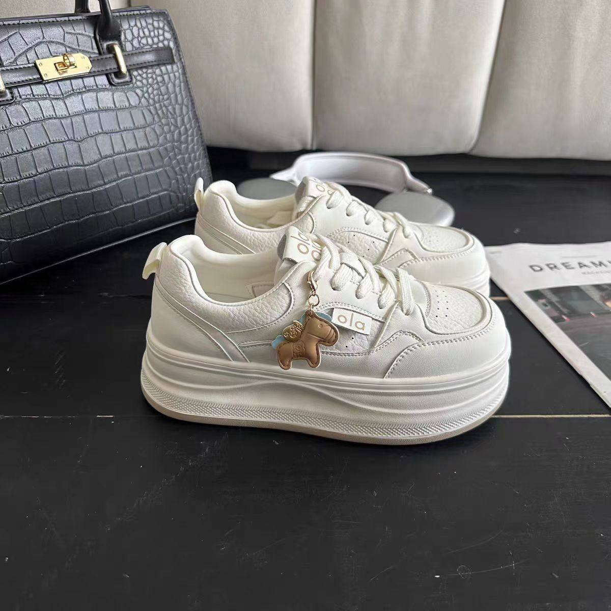 圆典真皮厚底小白鞋女2026春季新款增高运动休闲鞋百搭圆头板鞋,女鞋,时尚休闲鞋,淘宝优惠券,粉丝福利购,淘宝优惠卷