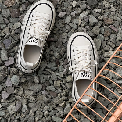 增高百搭休闲运动牛皮板鞋