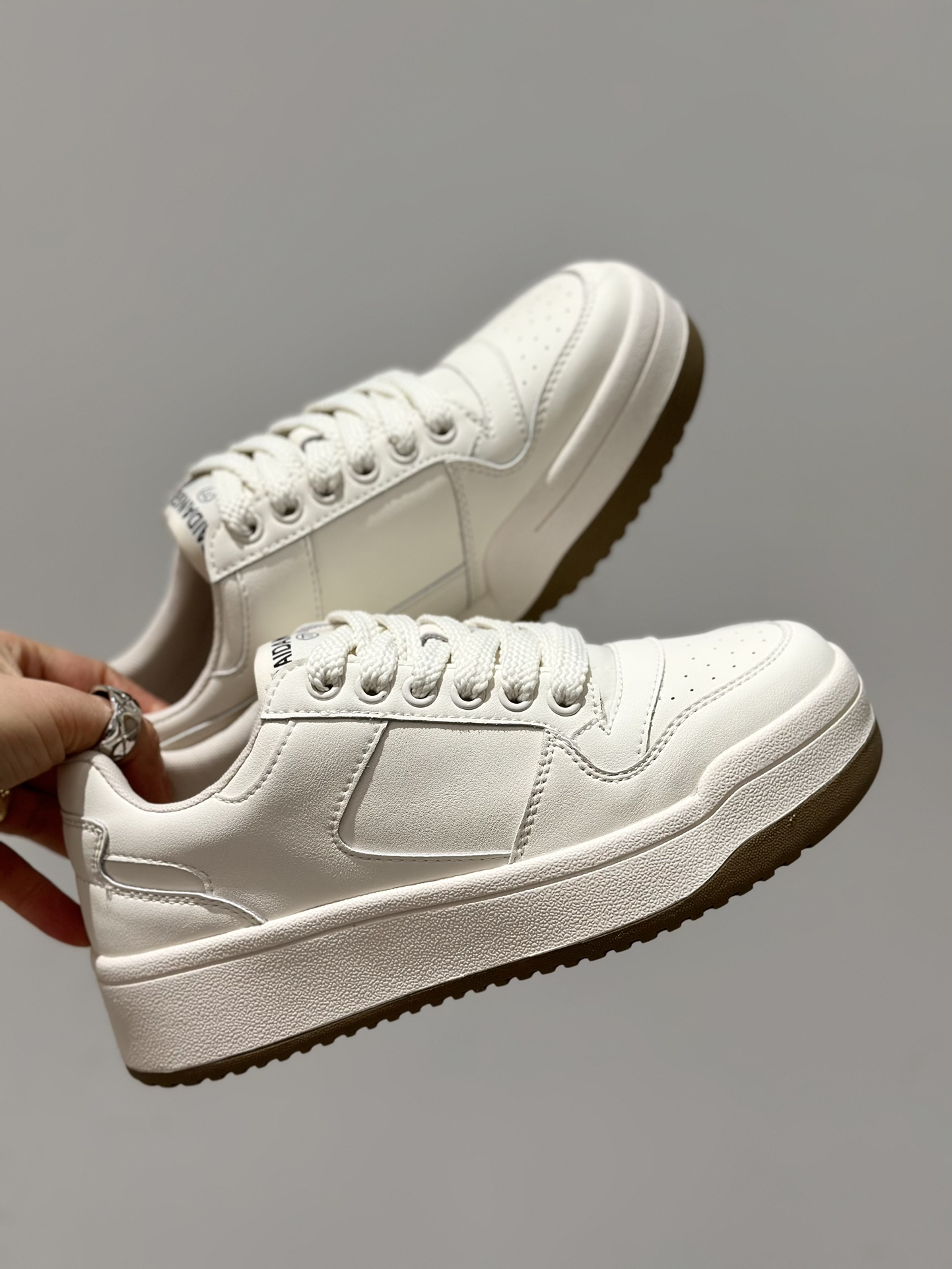 IG小白鞋休闲运动厚底板鞋