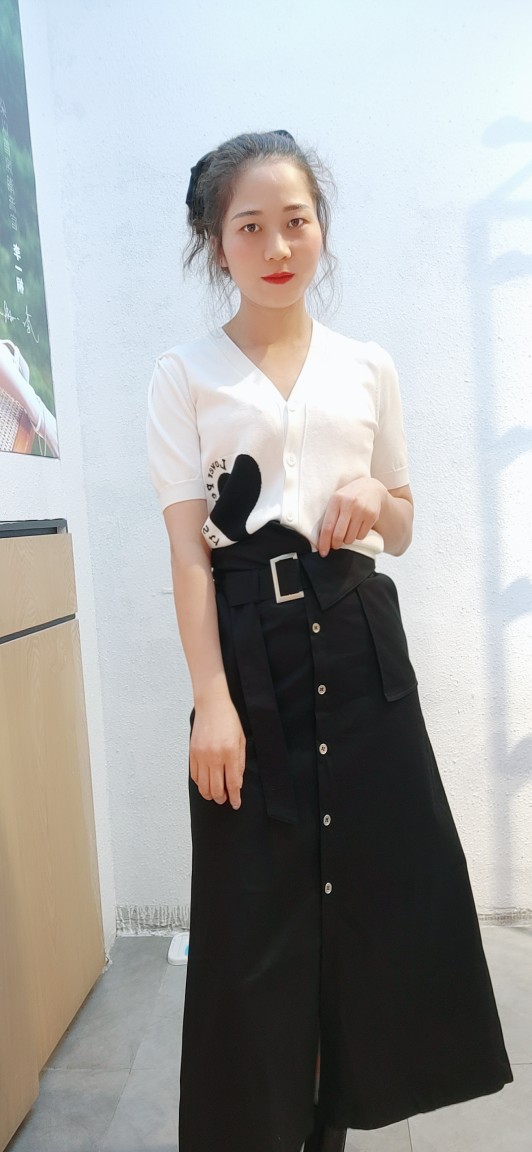 2025朵以duoyi直筒裙A字裙高腰显瘦33dq618105，原299特价69