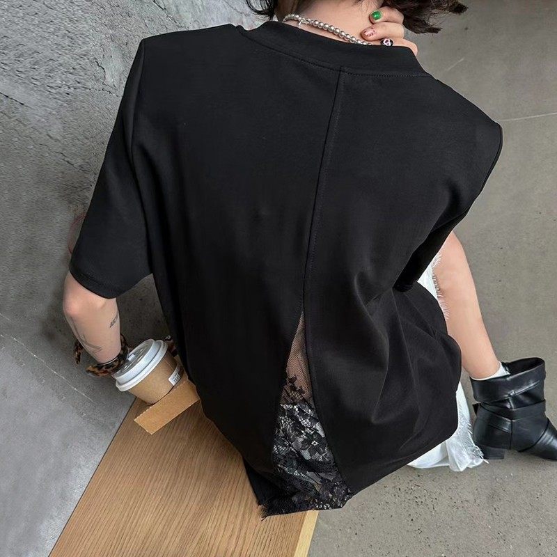 垫肩上衣后背开叉蕾丝拼接短袖t恤女2026新款宽松V领正肩女t恤棉