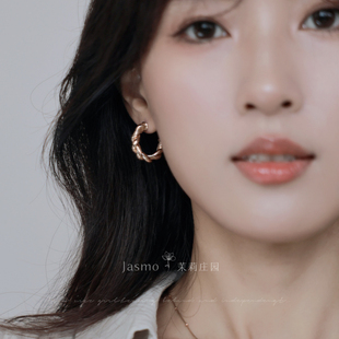 Jasmo港风复古麻花显瘦修脸型金色纯银针耳圈女气质圈圈耳钉耳环