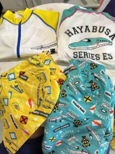 日单 男童女童分体防晒衣多美卡 卡通新干线动车儿童泳衣沙滩裤