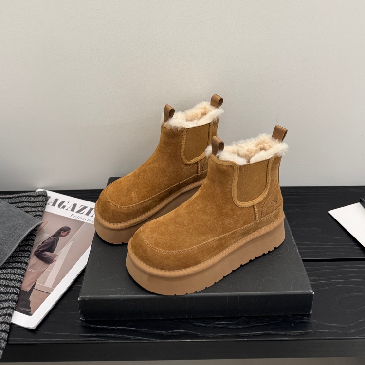 保暖~磨砂皮甩头时尚雪地靴