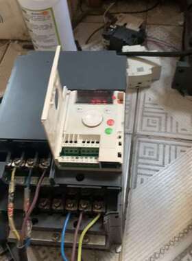 可维修施耐徳变频器，ATV310HU75N4A和ATV303HU7