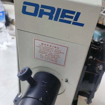 可维修oriel光谱设备，光源设备一台，需要的