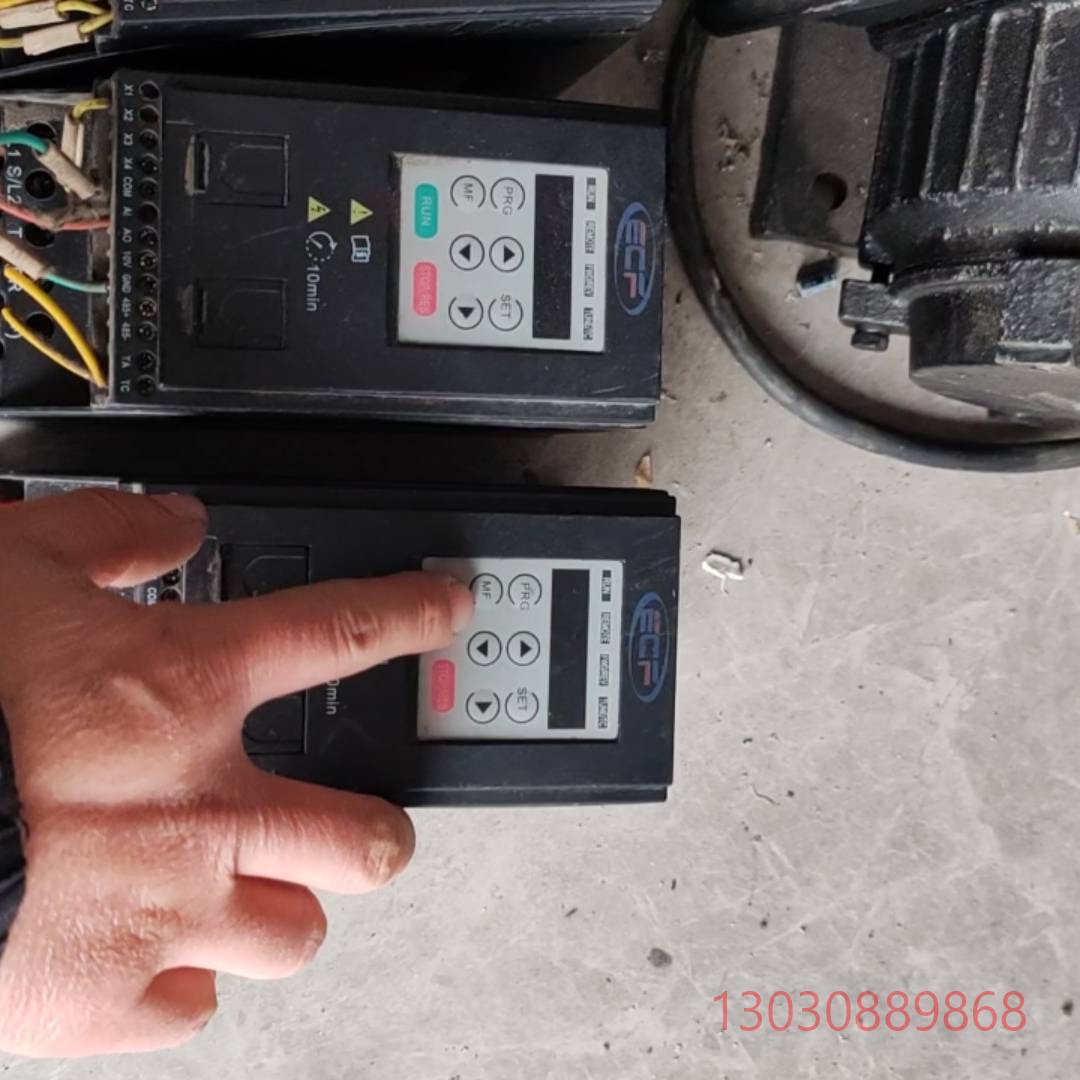 可维修奕创飞ECF80-3R7G3变频器3.7KW/380V拆机剪