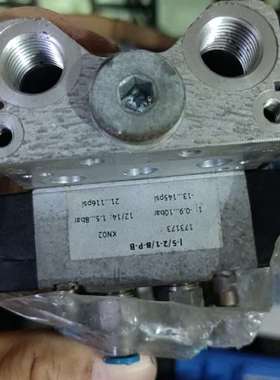 可维修FESTO费斯托电磁阀J-5/2-1/8-P-B 17317