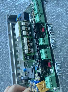 可维修SEW伺服驱动器 MCS20A0022-502-4-02