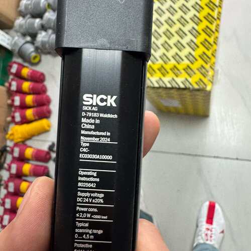 可维修全新SICK西克安全光栅，型号C4C-EC03议价