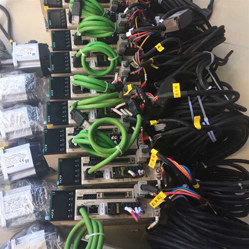 可维修禾川伺服电机SV-X3EB040A-A2，400W，电议价