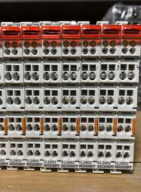 可维修倍福模块 KL2602实物图，成色漂亮，功