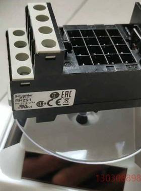 可维修RHZ21继电器座/16针內连继电器底座议价