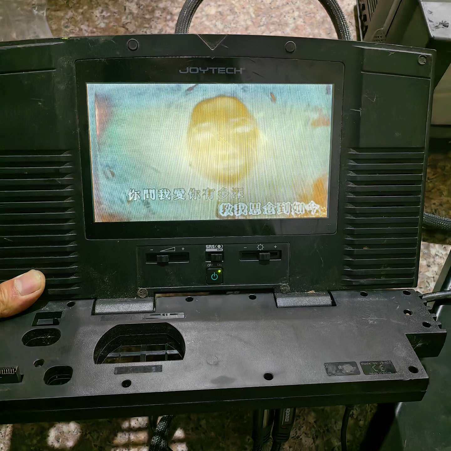 可维修ps2 专用外设液晶显示器,可以完全匹