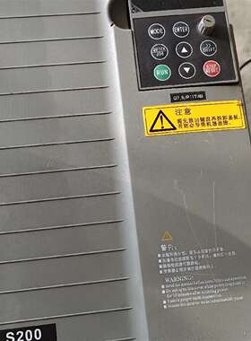 可维修深川7.5kw变频器S200-g7.5/p11t4b，正常拆