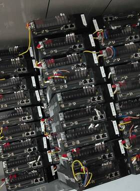 可维修汇川200w伺服驱动器 IS620PS1R6I-MC696