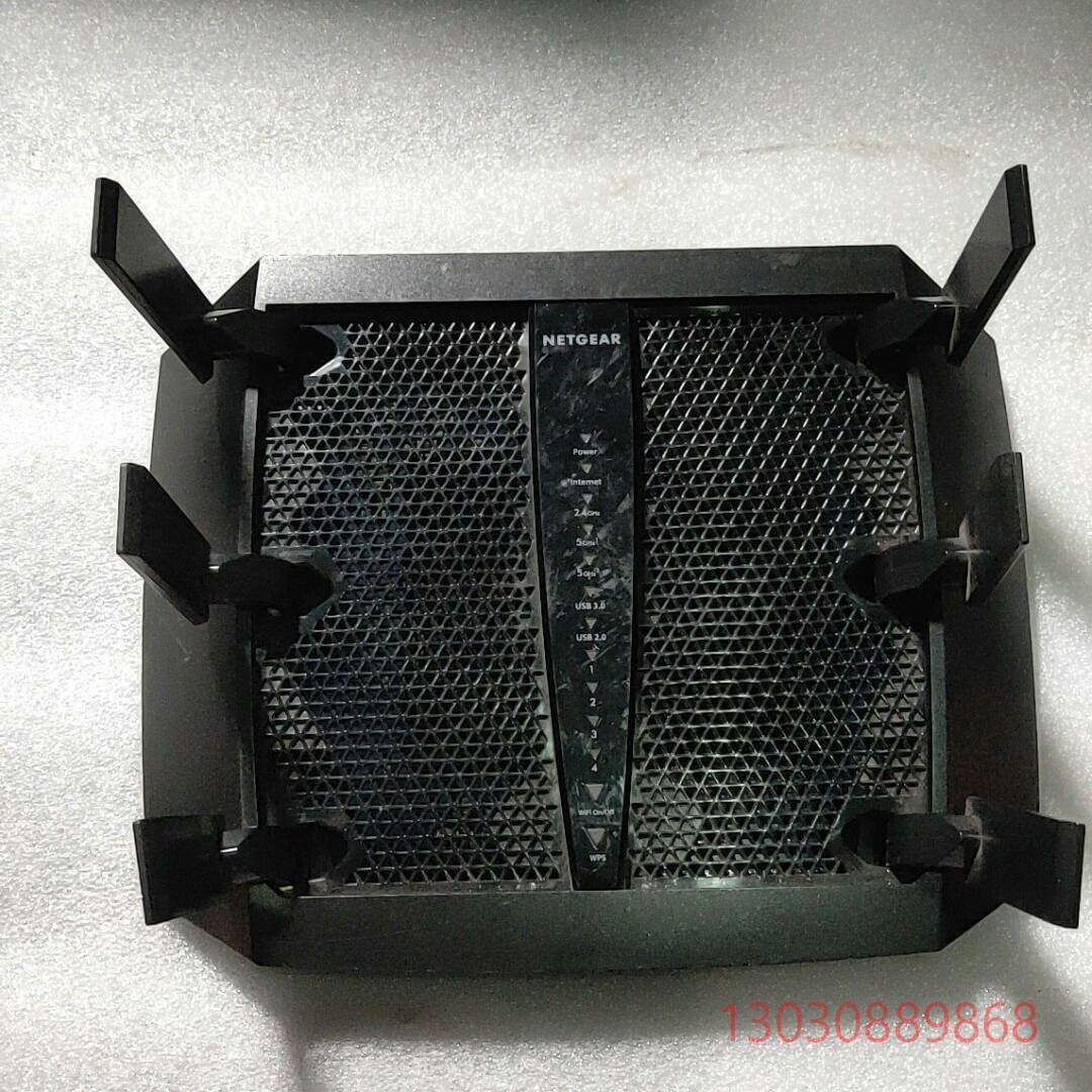 美国网件夜鹰x6AC3200路由器R8000 实物图拍议价