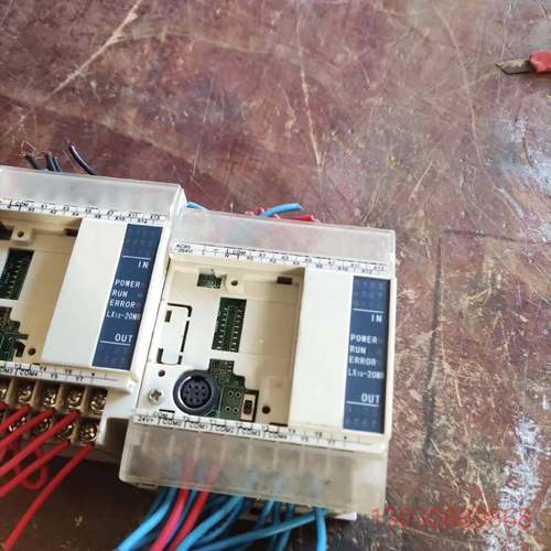 可维修维控PlC  Lx1s-20MR-A，功能完好，成色如