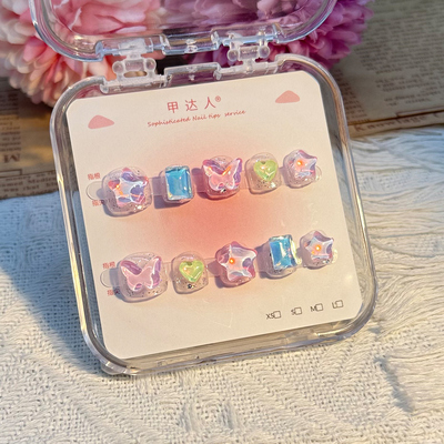 2026马年小女孩3岁至12岁穿戴甲贴片新年款纯手工儿童果冻胶指甲