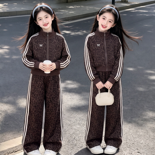织带两件套时尚街头拍照走秀服
