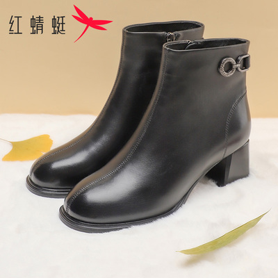 红蜻蜓女鞋2025冬季新款羊皮休闲防滑耐磨短靴舒适高跟圆头时装靴
