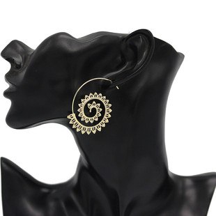 水滴圆圈螺旋式 个性 树叶耳环 夸张漩涡齿轮状耳环 2017wish爆款