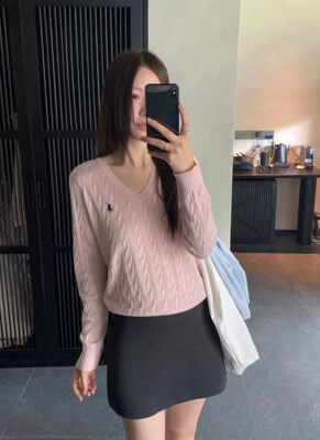 原野出口外贸针织衫秋SIMNICE高品质V领小马刺绣上衣8579#
