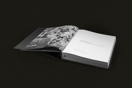 dunhuang: the lo archive photographsof the mogaoandyulincaves