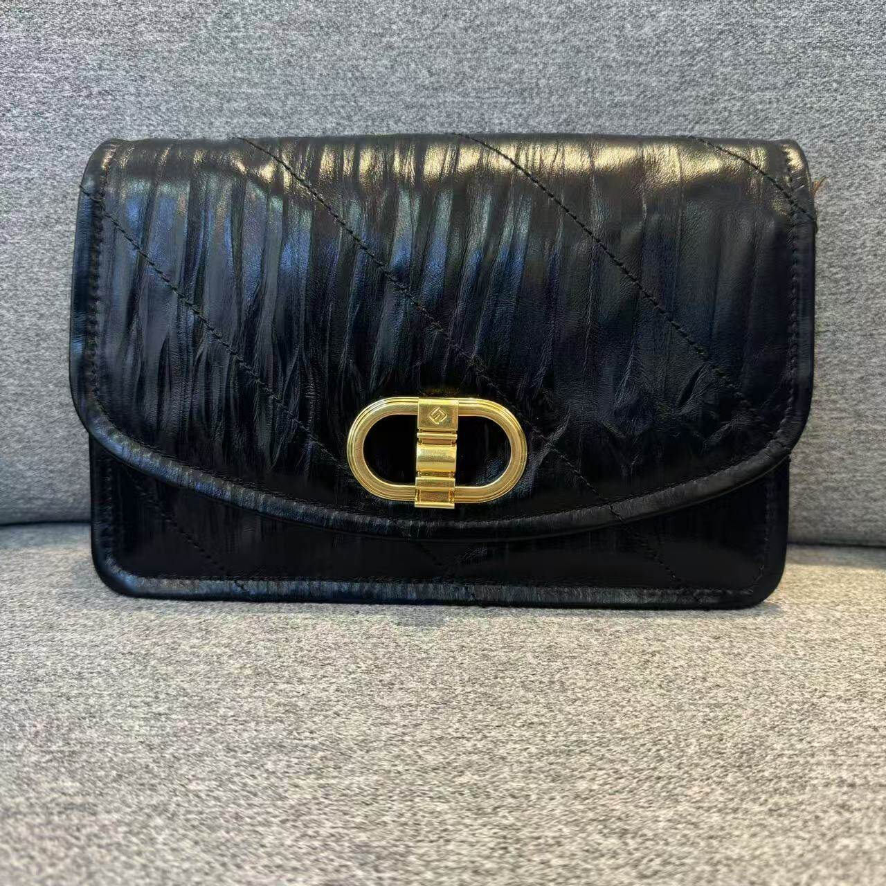 菲安妮2025新款时尚百搭单肩斜挎包女包专柜正品FAAFVLS029/030