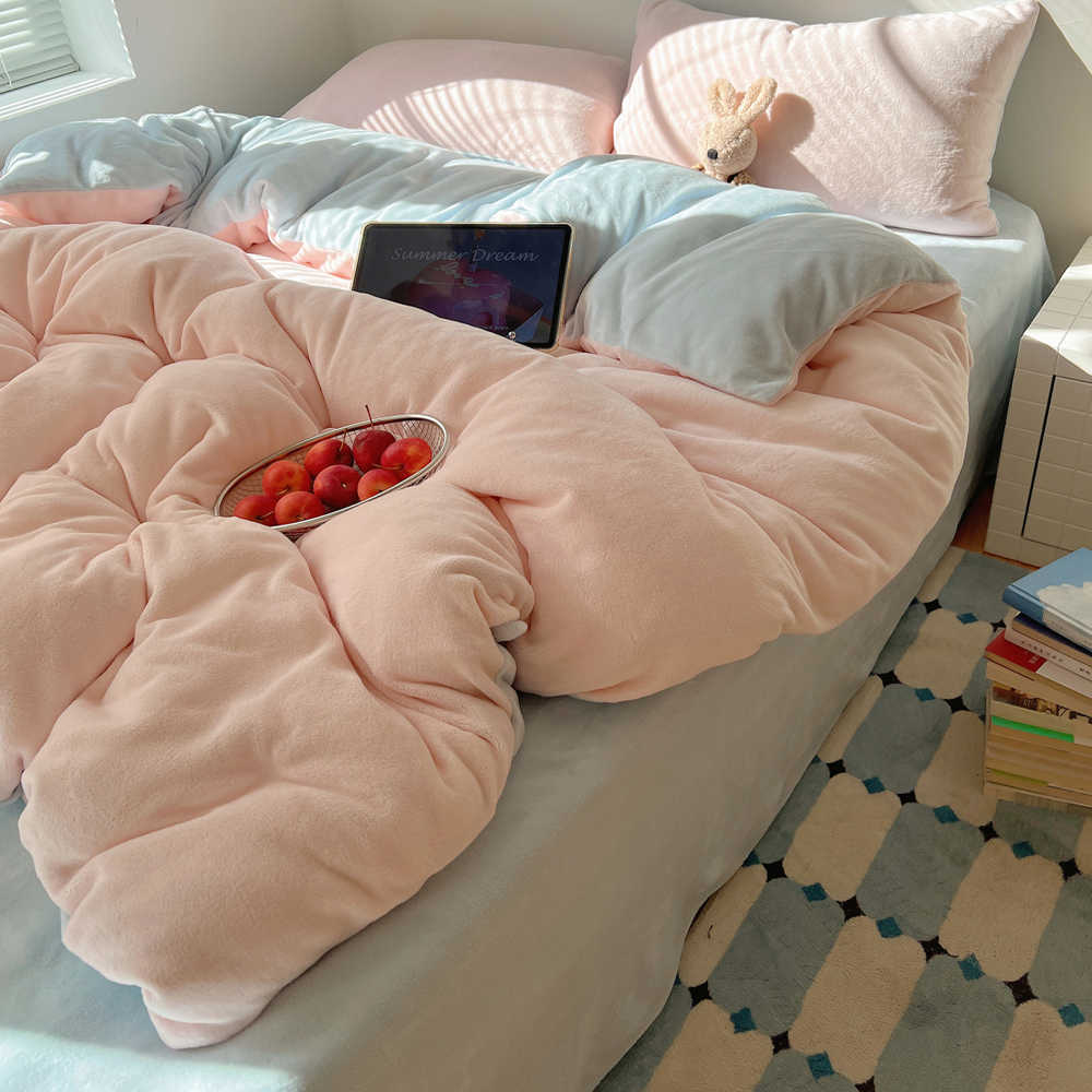 秋冬保暖纯色混搭牛奶绒四件