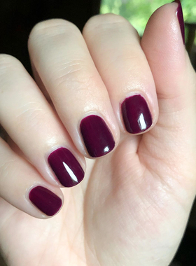 OPI指甲油秋冬显白F62深紫In the Cable Car Pool Lane酱紫色新款