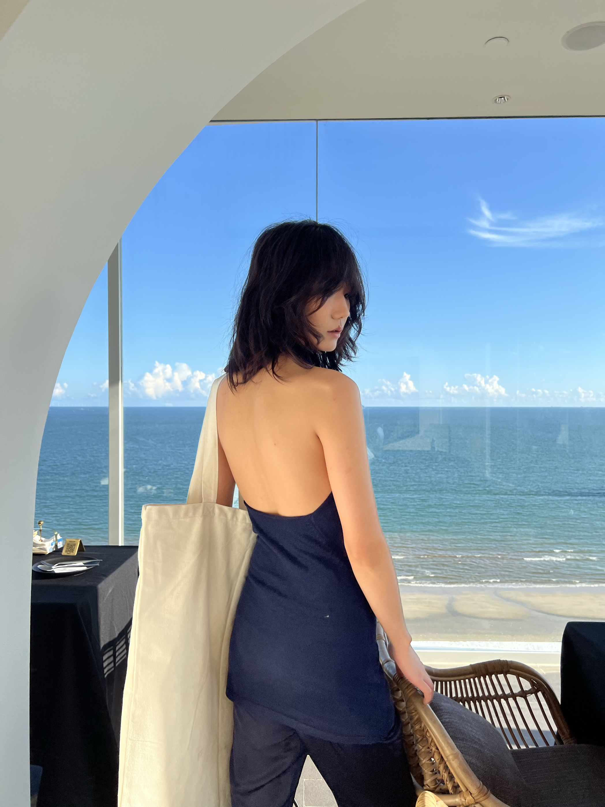 WEEEECHAN｜ 次日早晨｜ 羊毛高领露背长款针织上衣