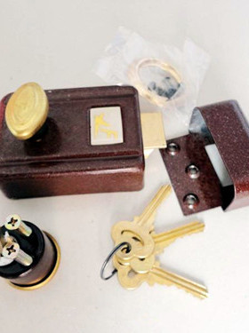 81型  81-B先锋三保险锁老式简易防盗锁 牛头锁大门木门480木门锁