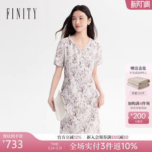 FINITY菲妮迪连衣裙26年夏季 简约白底印花V领淑女雪纺长裙女 新款