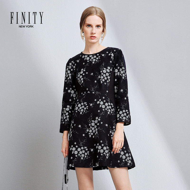 FINITY冬装大码提花连衣裙女气质圆领显瘦淑女高腰中裙