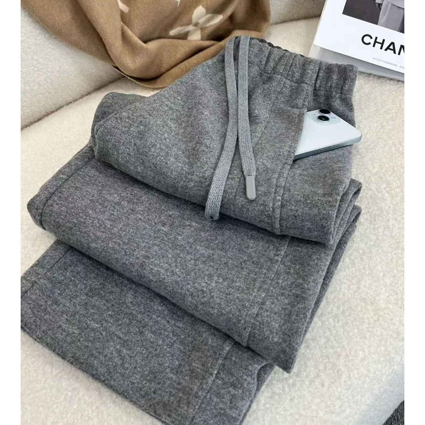 醋酸绵羊毛呢质感绒羊毛窄版直筒弯刀裤显瘦秋冬新款百搭休闲裤