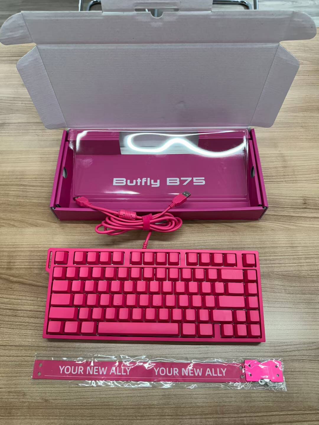 新盟Beat75磁轴机械键盘有线无线电竞无畏契约游戏客制化低延迟