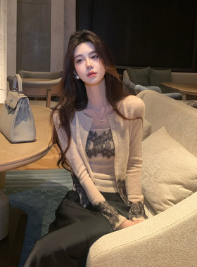 木子李的李纯欲风蕾丝修身吊带内搭长袖开衫外套套装缎面半身裙秋