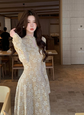 木子李的李轻奢立领盘扣长袖蕾丝连衣裙毛领羊毛外套中长款大衣冬