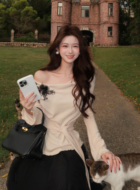 木子李的李早秋荡领一字肩刺绣上衣长袖绑带收腰针织衫半身裙纱裙