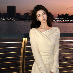 木子李的李设计感精致温柔长袖针织蕾丝拼接上衣垂感半身裙套装冬