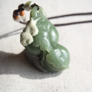 正品岫岩玉石河磨玉坠和田玉佩葫芦貔貅玉吊坠挂件手把件特价包邮