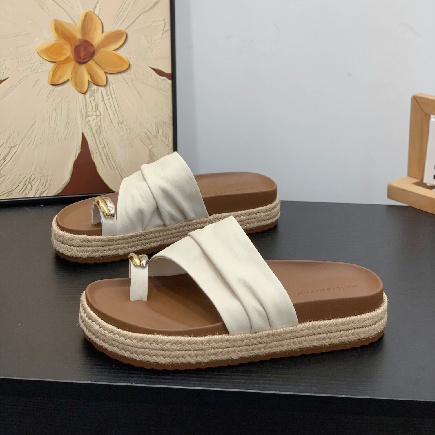 编织麻绳复古罗马风厚底凉拖鞋女2026夏季超火软底通勤套趾一字拖