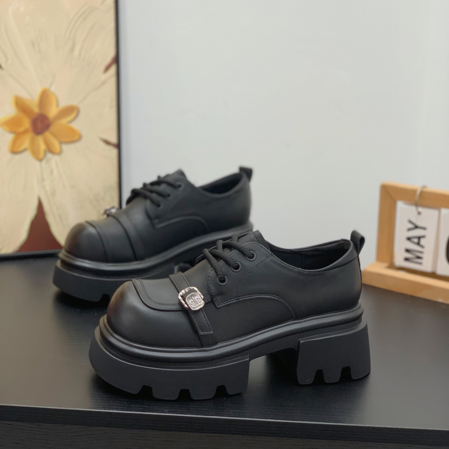 复古学院风丑萌减龄百搭系带单鞋