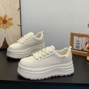 小个子女显腿长真皮小白鞋2026春季新款松糕厚底鞋增高显瘦休闲鞋