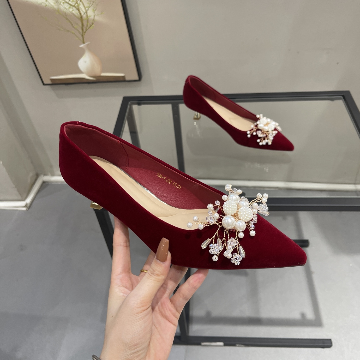 不累脚新娘婚鞋绝美气质高跟单鞋