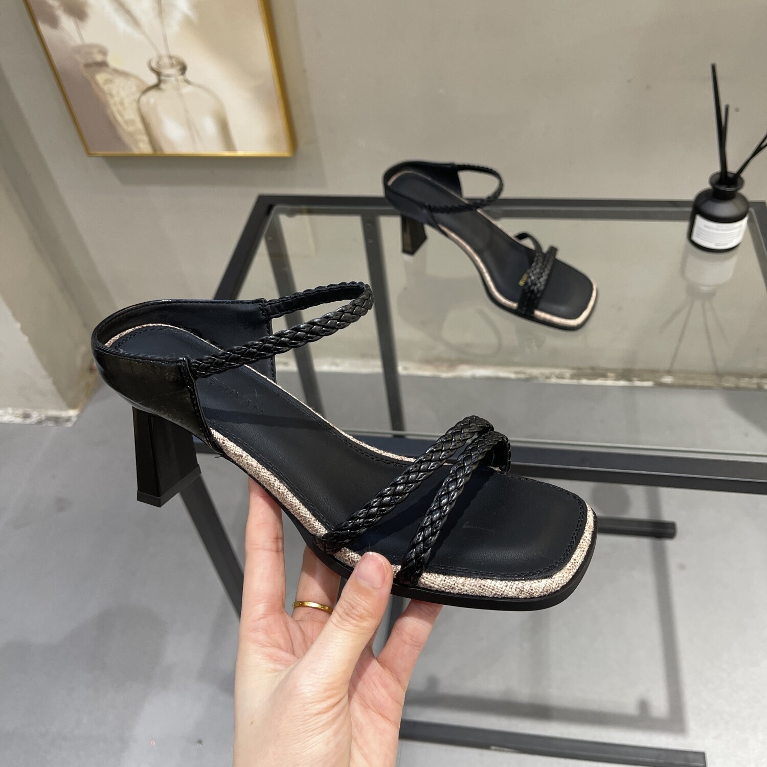 仙女风配裙子编织罗马鞋女2026夏季新款细跟7cm方头高跟一字拖鞋