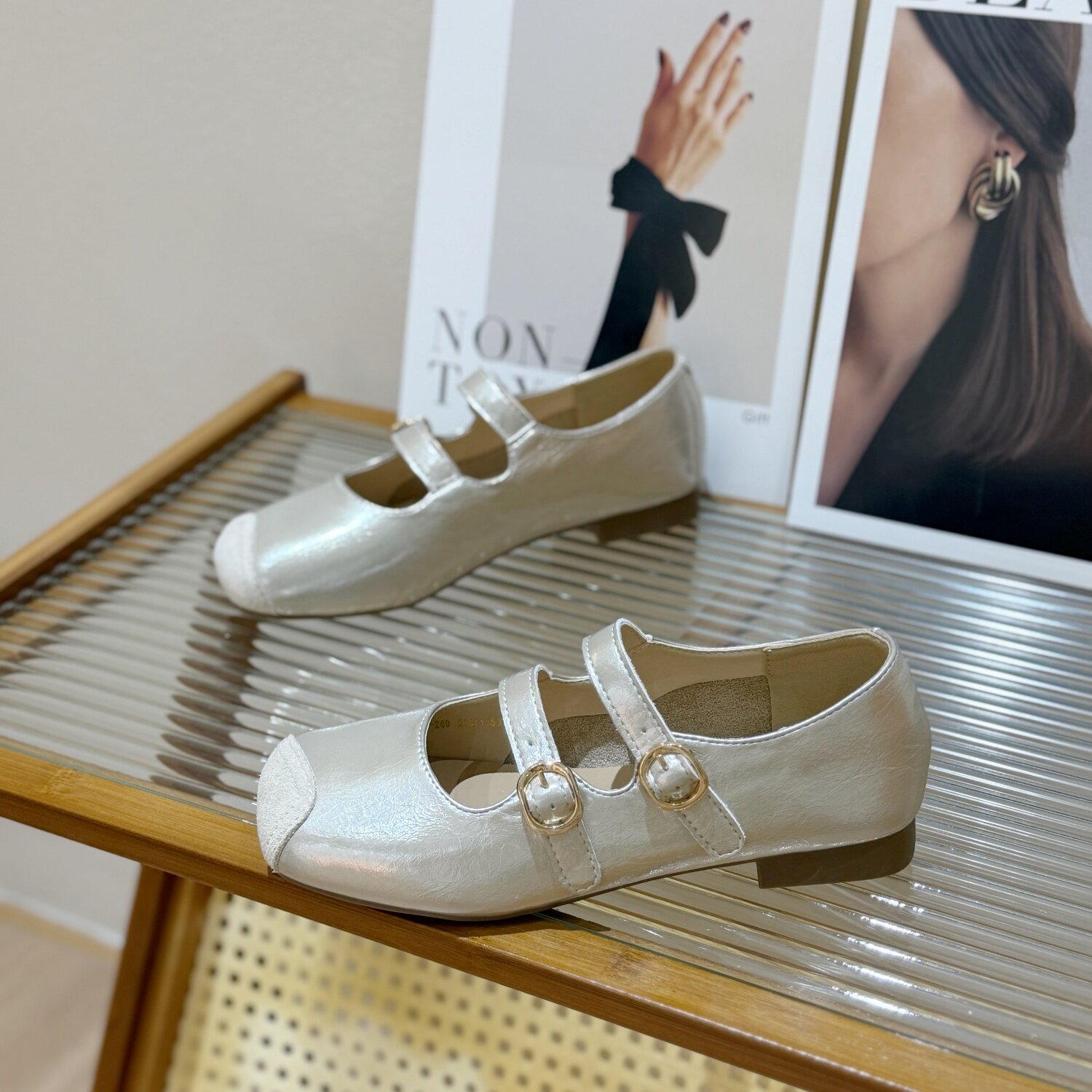 时尚拼接玛丽珍鞋女2026春季新款百搭低跟软底扣带简约舒适小单鞋