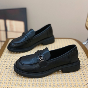 英伦风乐福鞋平底一脚蹬简约复古小皮鞋女2026春季新款时尚JK单鞋